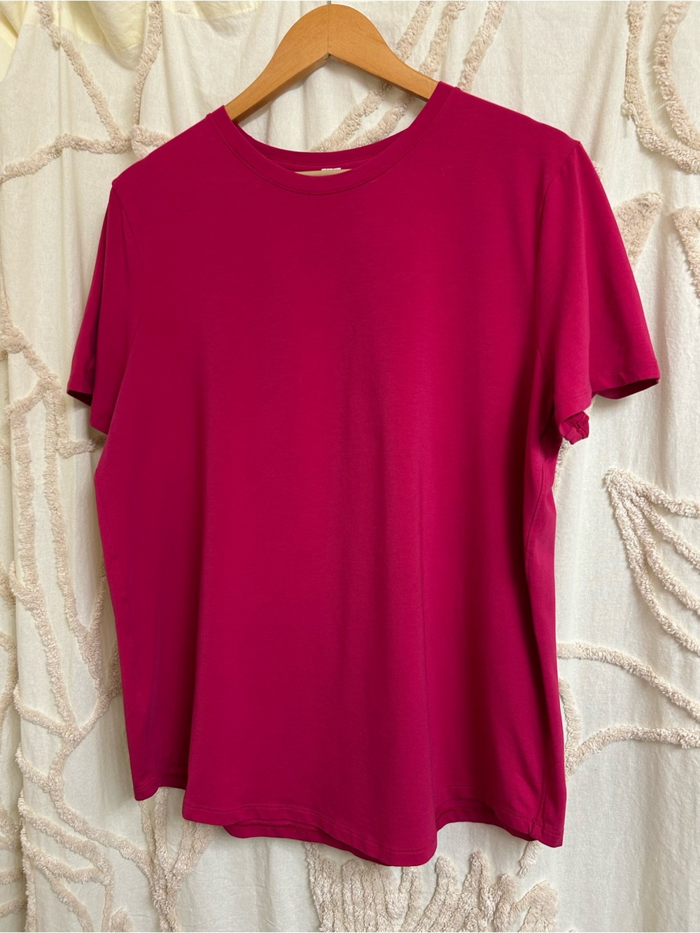 Lululemon Love Crewneck T-Shirt in Raspberry Coulis Pink Size 14 - Picture 7 of 10